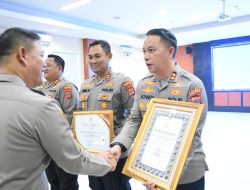 Kapolres Parimo Dapat Penghargaan Dari Kapolri, Empat Kapolres Lainya Dari Kementerian PANRB