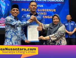 Ketum Demokrat Serahkan Langsung Rekomendasi B1 KWK Kepada Pasangan BERANI