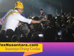 Lautan Masa Padati Deklarasi Anwar – Reny di Touna