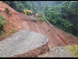 DBMPR Sulteng Siaga, Longsor Kembali Tutup Jalan Tolitoli – Buol di Lampasio