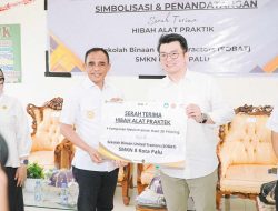 Gubernur Apresiasi Hibah Alat Praktik dari United Tractors untuk SMKN 8 Palu