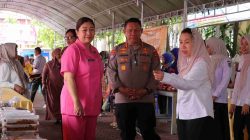 Polresta Palu Gelar Pasar Murah Sambut HUT Bhayangkara ke-79, Warga Antusias Serbu Sejak Pagi