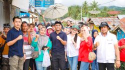 Fathur Razaq Terjun Bareng Relawan Salurkan Bantuan Korban Banjir Bandang Donggala