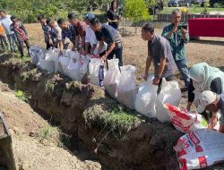 Ribuan Kilogram Pupuk Ilegal Dimusnahkan Kejati Sulteng untuk Cegah Peredaran Ulang