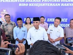 Gubernur Anwar Hafid Serahkan 19 Ambulans, Bukti Nyata BERANI Sehat di Lapangan