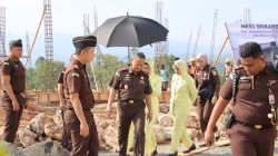 Kajati Sulteng Nuzul Rahmat Letakkan Batu Pertama Masjid dan Mess Pegawai Kejari Morowali