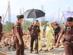 Kajati Sulteng Nuzul Rahmat Letakkan Batu Pertama Masjid dan Mess Pegawai Kejari Morowali