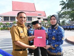 Gubernur Anwar Hafid Serahkan 1.103 SK Pengangkatan PPPK Tahap II