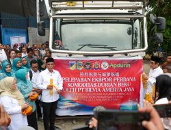 ‎Gubernur Lepas Ekspor Perdana Durian ke Tiongkok dan Targetkan Parimo Jadi Sentra Durian Dunia