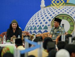 Anwar Hafid Hadirkan Ustaz Hanan Attaki