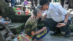 Pascagempa 6,7 M, Anwar Hafid Tinjau Nokilalaki: Air Bersih dan Tenda Jadi Prioritas Utama